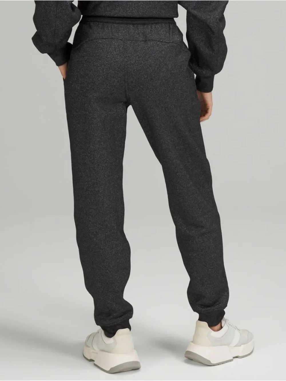 Lululemon Scuba High-Rise Jogger 7/8 Length *Sparkle Black size 6
